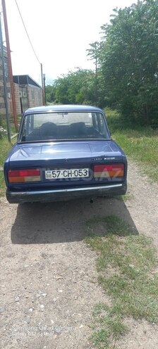 LADA (VAZ) 2107-2