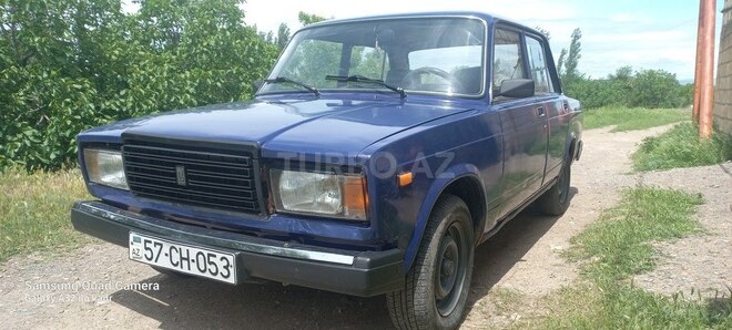 LADA (VAZ) 2107-1