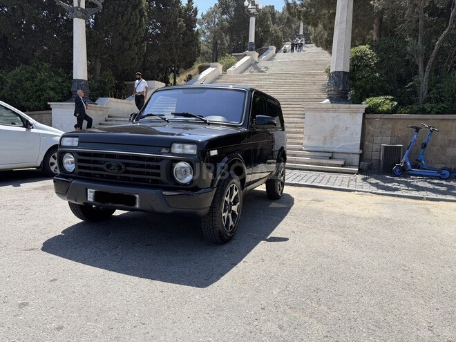 LADA (VAZ) Niva-2