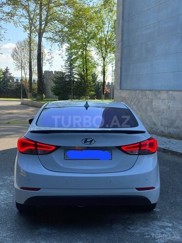 Hyundai Avante-5