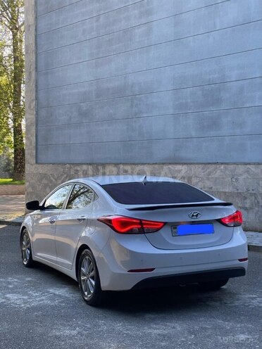 Hyundai Avante-6