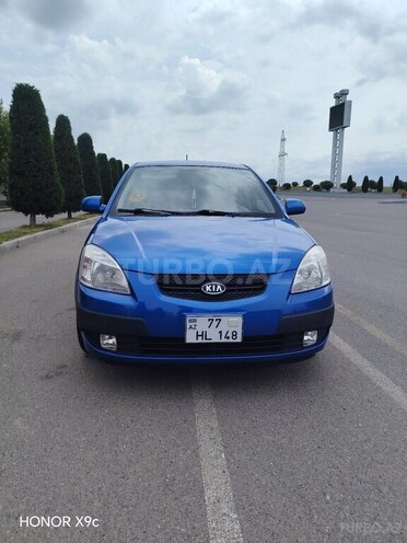 Kia Rio-1
