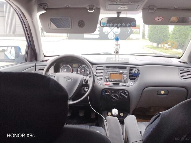 Kia Rio-8