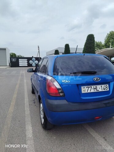 Kia Rio-10