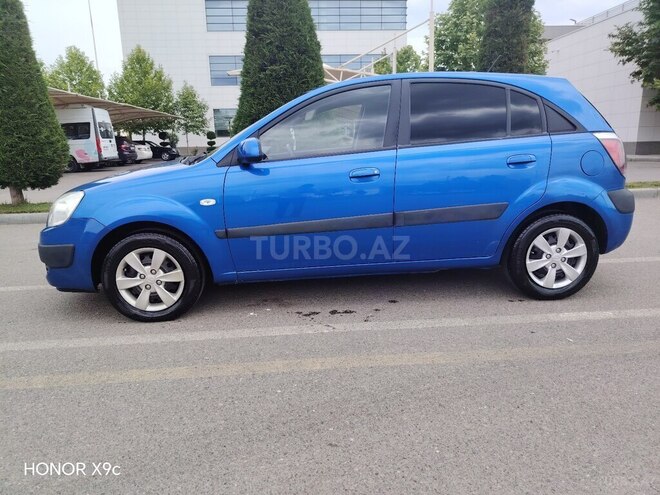 Kia Rio-7