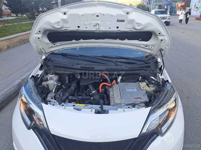 Nissan Note-7