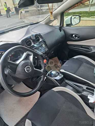 Nissan Note-8