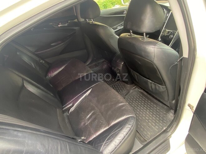 Hyundai Sonata-7