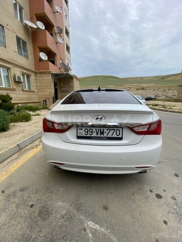 Hyundai Sonata-3