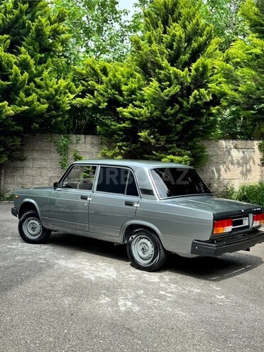 LADA (VAZ) 2107-2