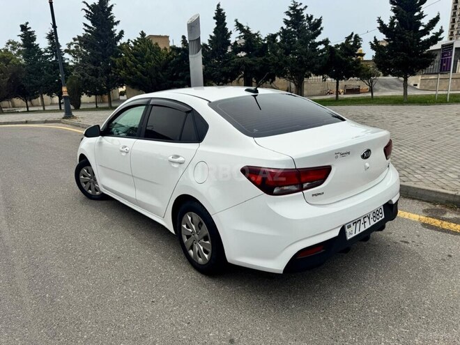 Kia Rio-6