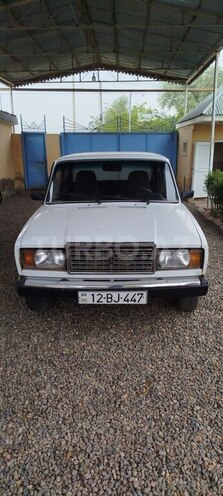 LADA (VAZ) 2107-1