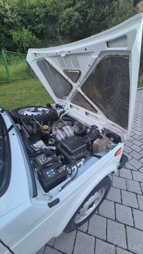 LADA (VAZ) Niva-15