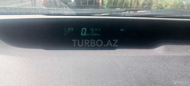 Toyota Prius-10