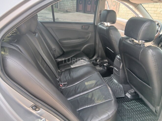 Hyundai Sonata-16