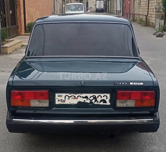 LADA (VAZ) 2107-2