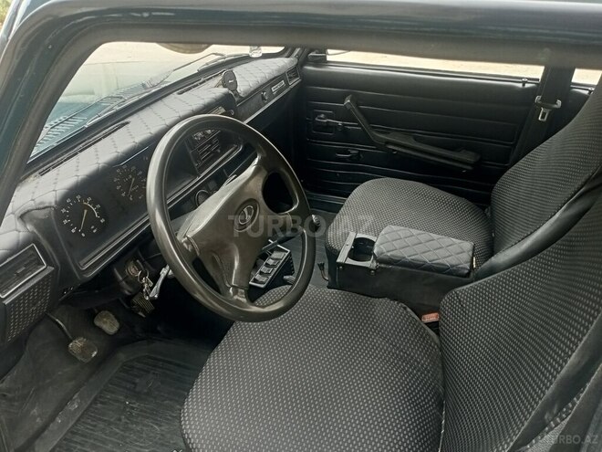LADA (VAZ) 2107-8