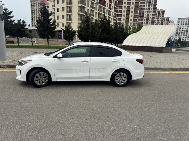 Kia Rio-9