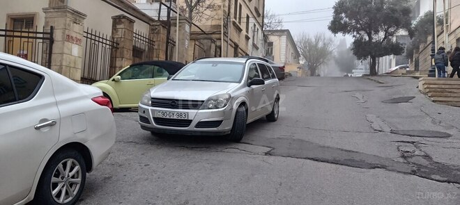 Opel Astra-2