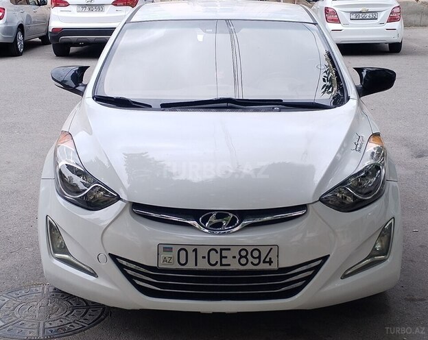 Hyundai Elantra-1