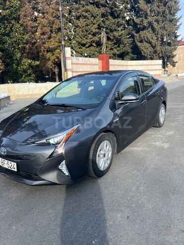 Toyota Prius-7
