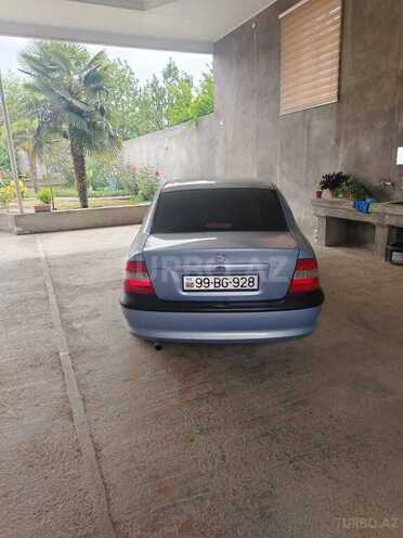 Opel Vectra-2