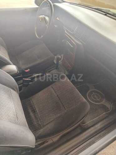 Opel Vectra-9