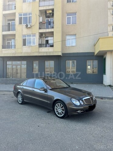 Mercedes E 220-3
