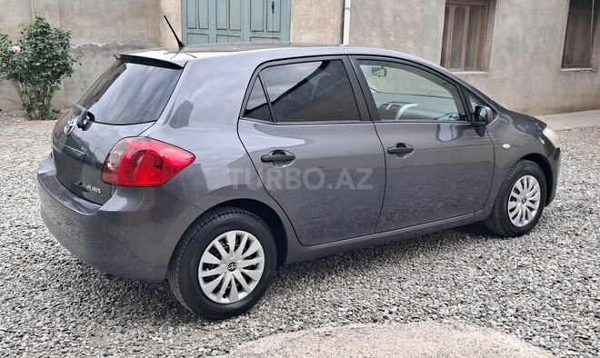 Toyota Auris-9