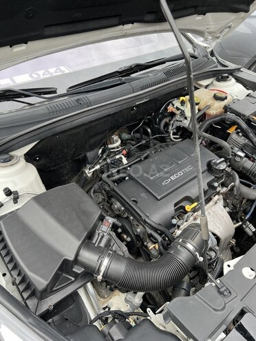 Chevrolet Cruze-9