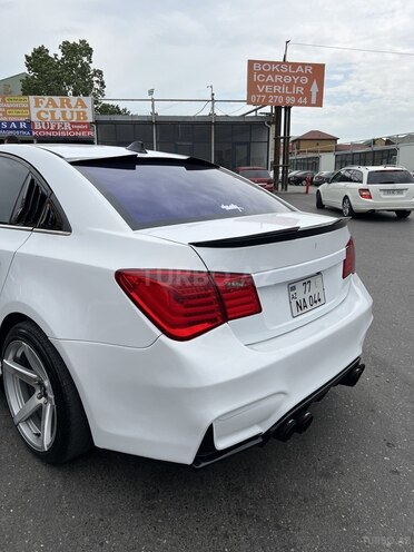 Chevrolet Cruze-12