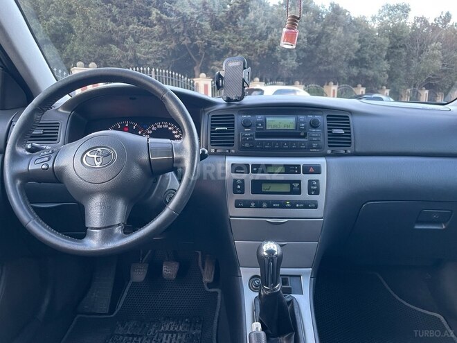 Toyota Corolla-12