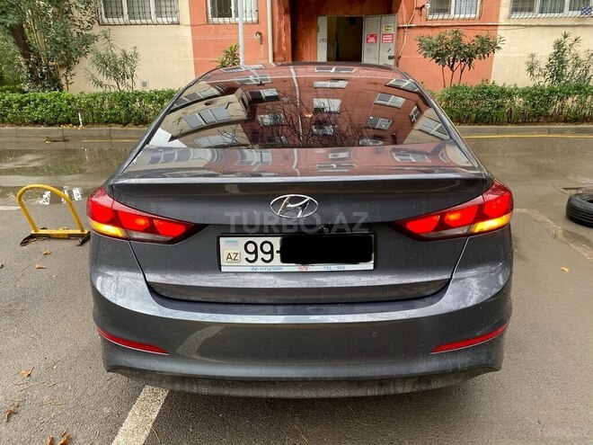 Hyundai Avante-2