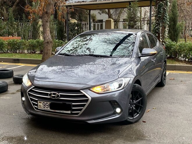 Hyundai Avante-3