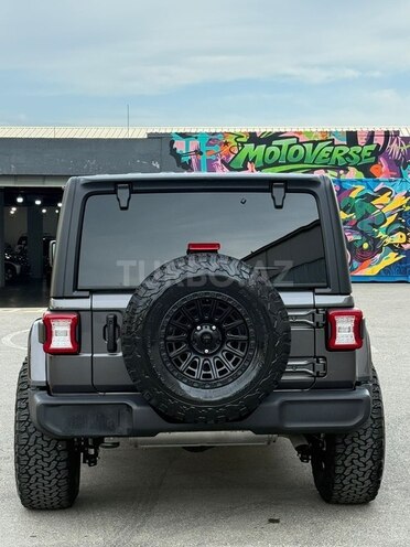 Jeep Wrangler-6