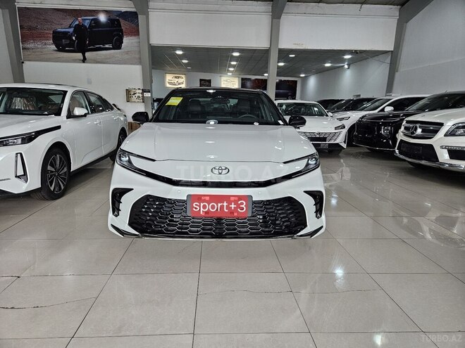 Toyota Camry-1