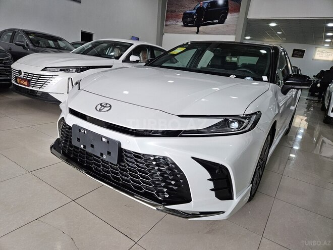 Toyota Camry-3