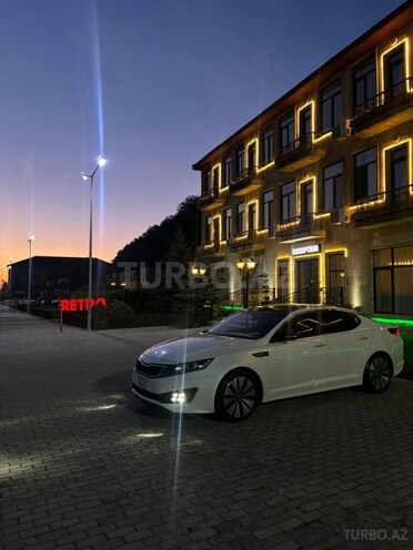 Kia Optima-3