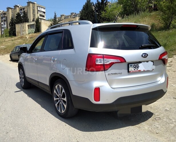 Kia Sorento-4
