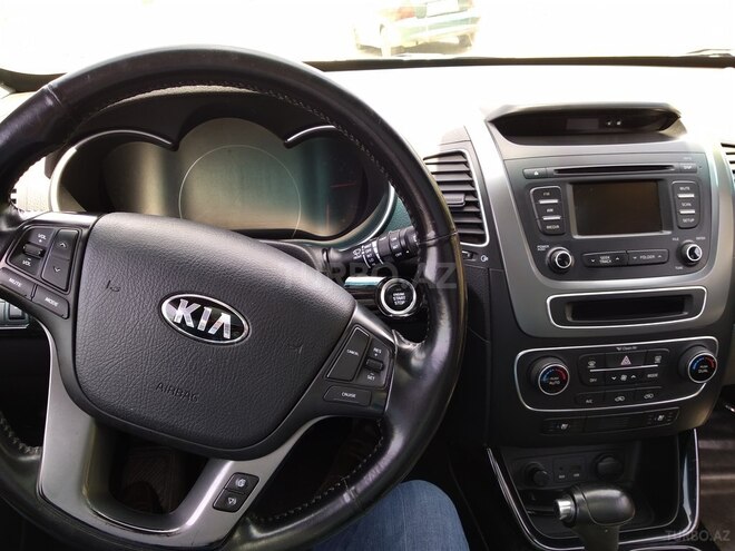 Kia Sorento-5