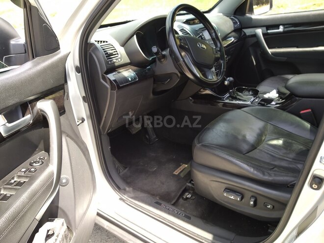 Kia Sorento-6