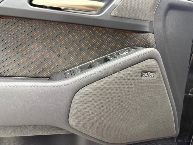 Lexus GX 550-15