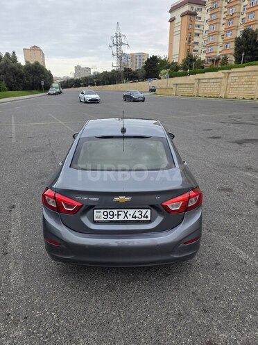 Chevrolet Cruze-8