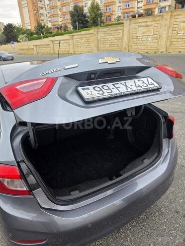 Chevrolet Cruze-9