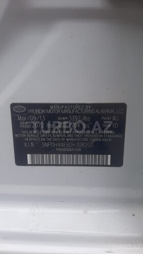 Hyundai Elantra-10