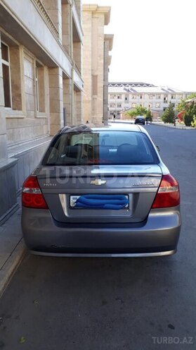 Chevrolet Aveo-4