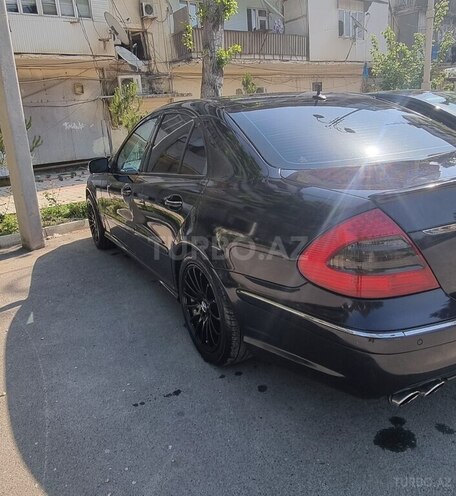 Mercedes E 240-3