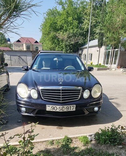 Mercedes E 240-7