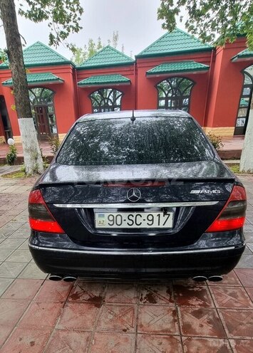 Mercedes E 240-9