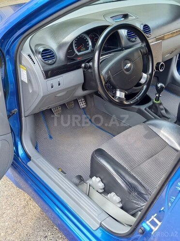 Chevrolet Lacetti-8